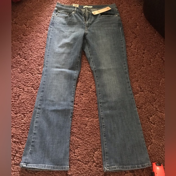 Levi’s Classic Bootcut - Picture 4 of 5